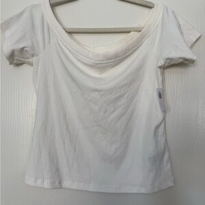 Old Navy White Ribbed Short Sleeve Tee